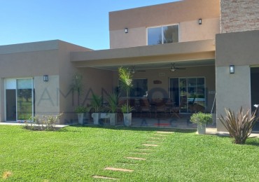 Casa en Venta - Solar de Alvarez Barrio Privado- 4 Dormitorios